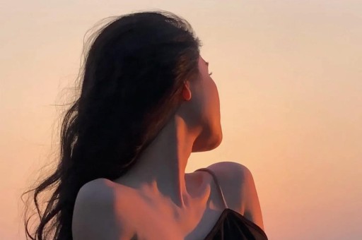 张艺兴迎新工作粉丝狂欢被大V锤毫无含金量反曝出更多隐秘瓜